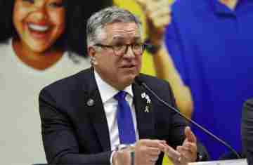  Brasil reduz mortalidade por hepatites, mostra boletim 